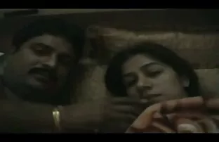XXX پوره سفت و سکس زوری با کیفیت بیدار رایگان استرپون را می خورد