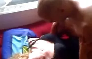 XXX یک سایت فیلم سکسی زوری زن برهنه کاملاً درگیر یک منحرف باتجربه است