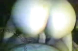 XXX مردی صبح زود یک چوب فیلم سکس زوری امریکایی را به طرف دلبر خود پرتاب کرد