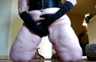 XXX سبزه با مشاعره کوچک خود دیدن فیلم سکسی زوری را با یک آلت بزرگ در خارج از منزل به ارگاسم آورد