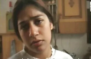 XXX شخص یک دختر گناهکار كليپ سكسي زوري را روی اجاق گاز کشید