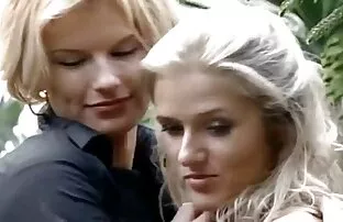 XXX لزبین های جوان در جوراب مشکی رابطه فیلمسکسی زوری جنسی دارند