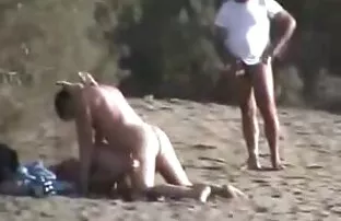 XXX دانش فیلم سکسی زوری کردن آموز زیبا دختر را با انگشتان لعنتی
