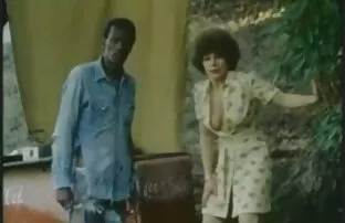 XXX آنجلا دانلود فیلم سکسی زوری خارجی در حالی که رابطه جنسی داغ با یک مرد شهوانی برقرار می کند کاملاً کوتاه می کند