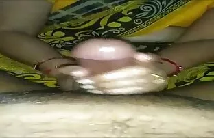 XXX خیره کننده لاتینا MILF ماشین او را کانال تلگرام سکس زوری fucks می کند