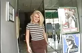 XXX رابطه جنسی سخت دهانی و مقعد با شخص ساده فیلم سینمایی سکسی زوری و معصوم جوراب ساق بلند