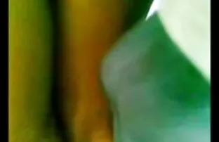 XXX آسیایی با معشوقش که از دوربین مخفی فیلمسکسیزوری نمی داند fucks می کند