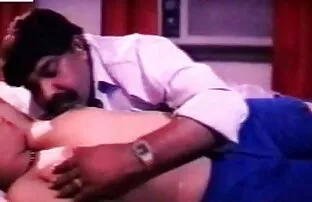 XXX چکمه های بلوند که توسط خروس خیس او قاب شده است دانلود فيلم سكسي زوري
