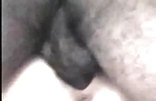 XXX دو دانش کانال سکس زوری آموز پسر را در حمام لعنتی می کنند